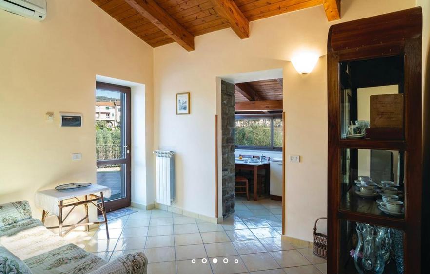 Villa Marisa - Housity