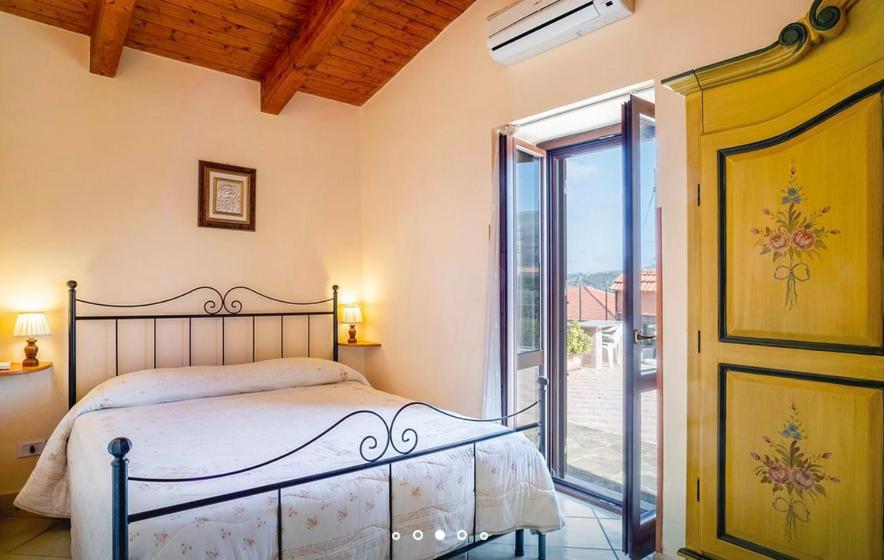 Villa Marisa - Housity