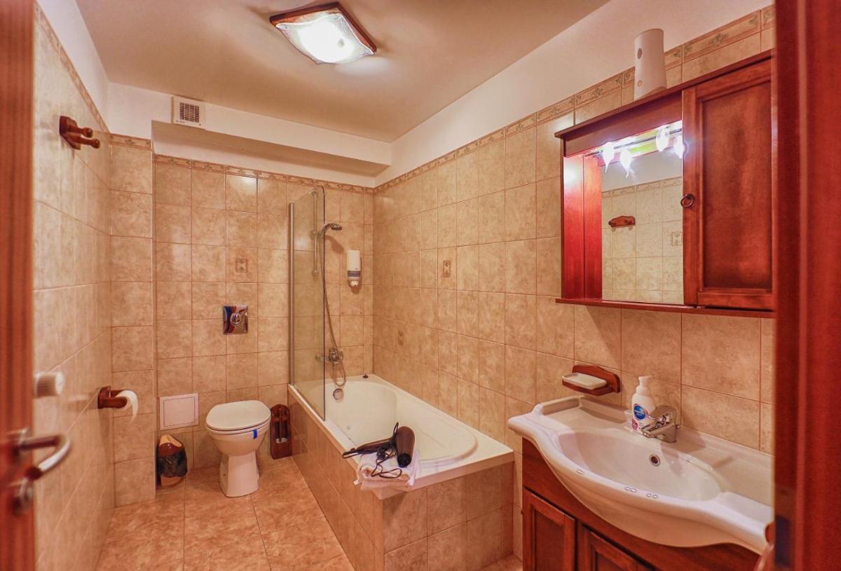Predeal Fine Apartaments Clabucet - Housity