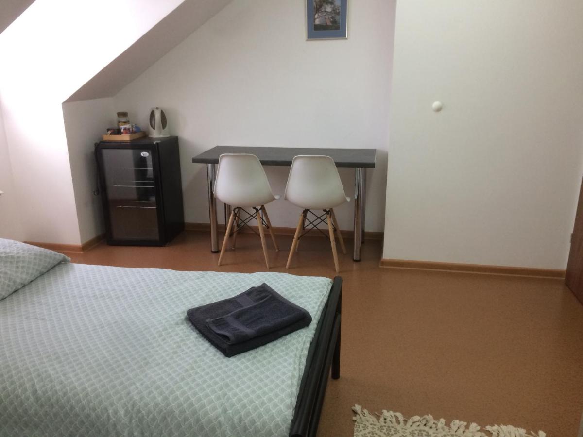 Ekomarina - Pokój noclegowy 1 - Housity