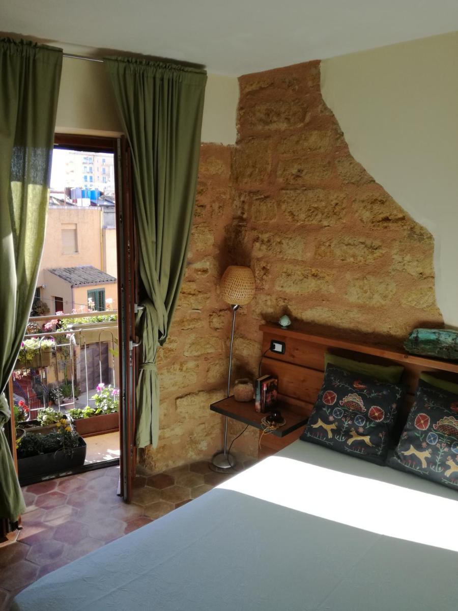 Aljama - Downtown B&B - Housity