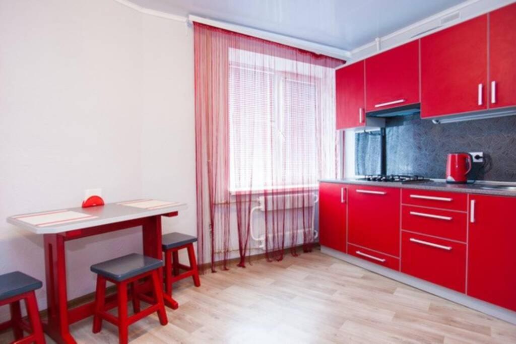 Квартира по ул. Смілянська, 2 (2-й этаж) - Housity