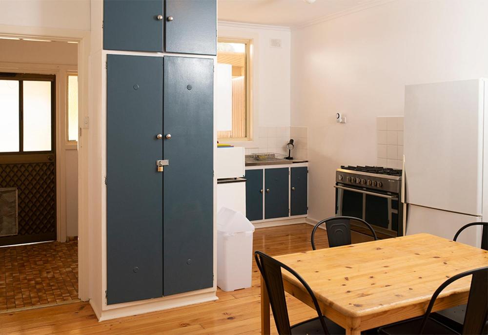 Harvey st house accommodation Whyalla - Housity