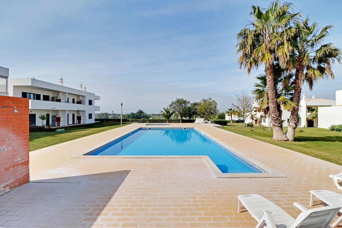 Pêra Secret Garden 1 and Pool by Homing - Housity