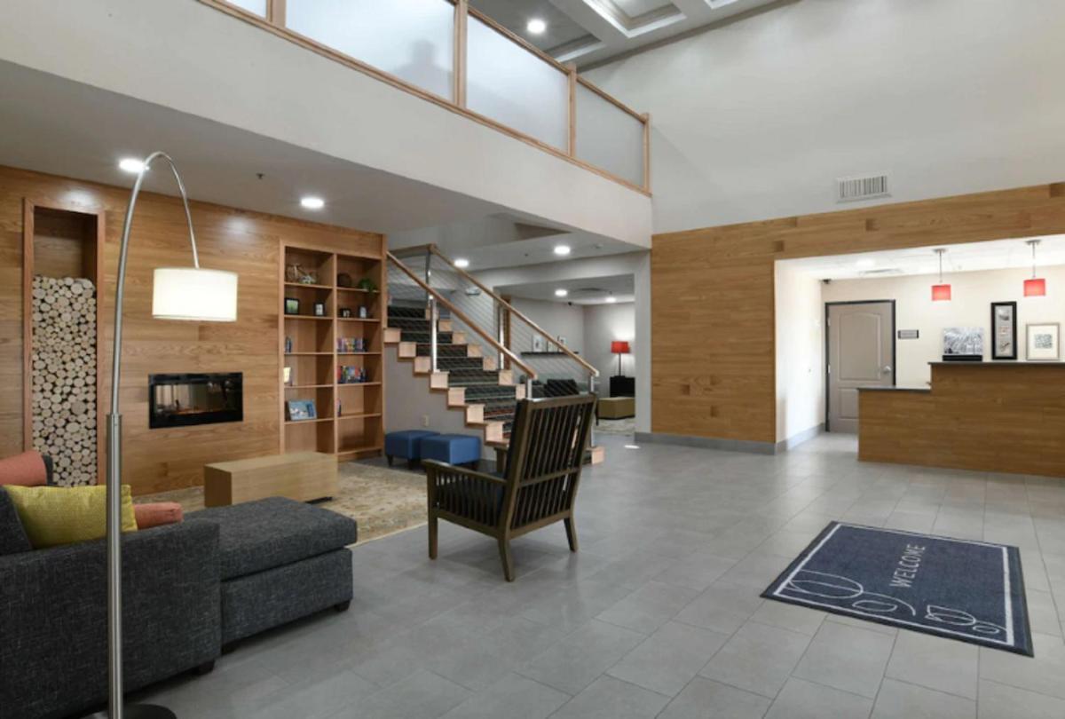 Country Inn & Suites by Radisson, Oklahoma City - Bricktown, OK - Housity
