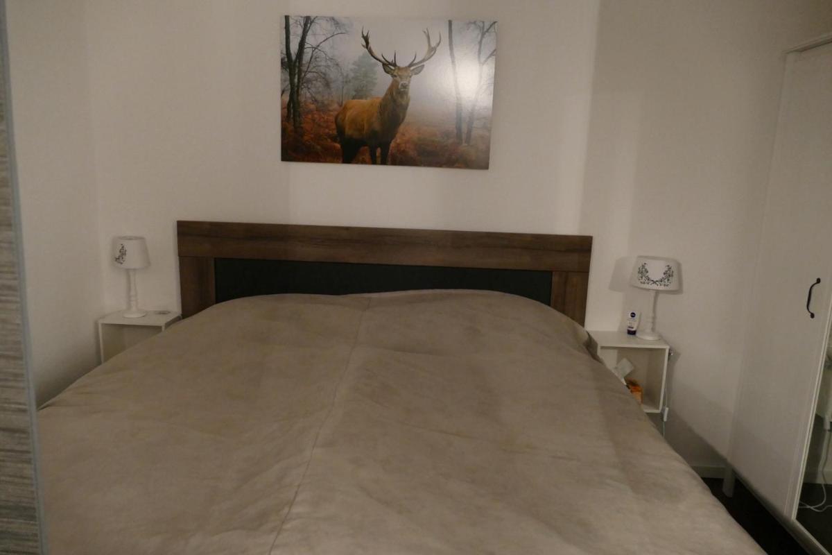 Kleine Harzflucht - Housity