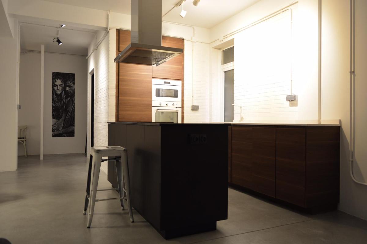 LOFT bed & breakfast - Hizvo