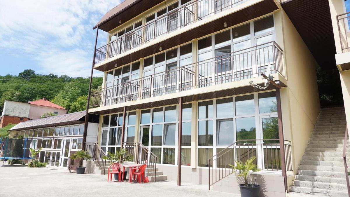 Podkova Hotel - Housity