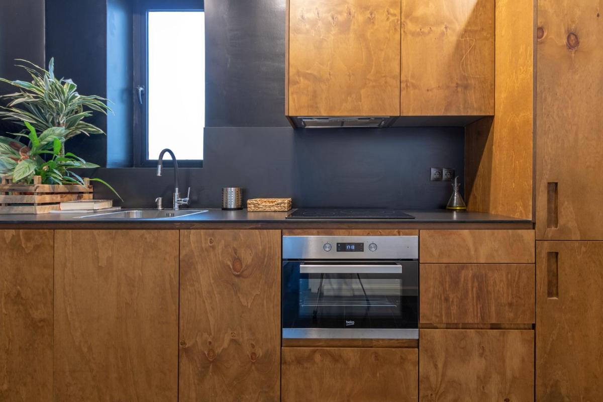 Garci Deluxe Suite by Valcambre - Housity