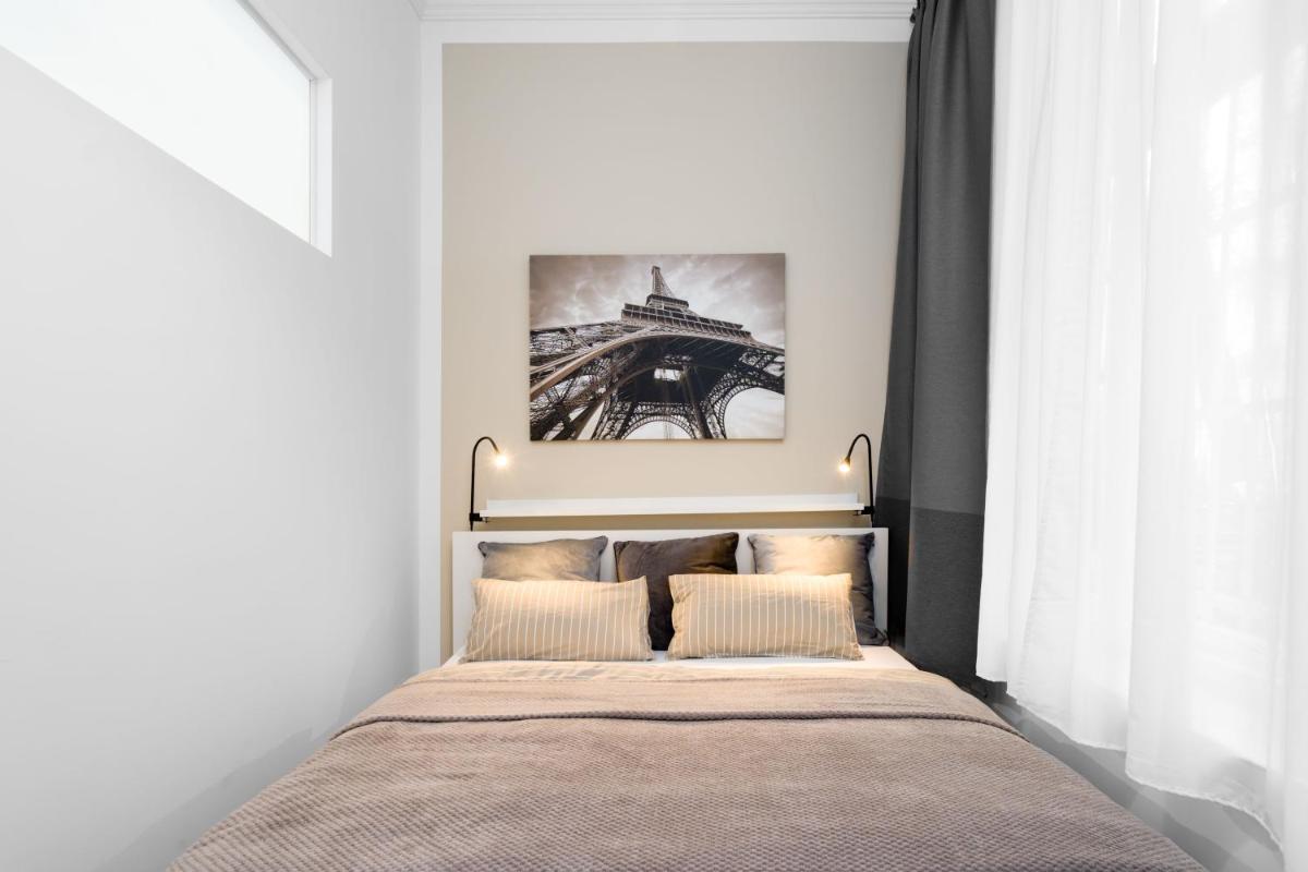 The Lohmeyerstr VH links, 2 BR up to 5 people - Housity