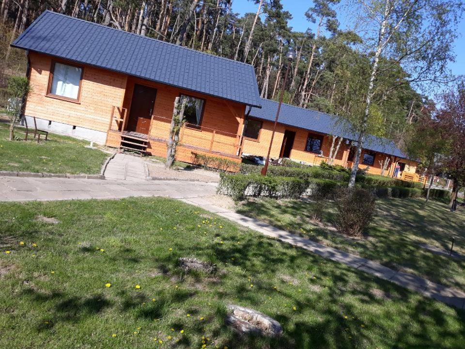 MARWIKOWE Domki Wypoczynkowe - Housity