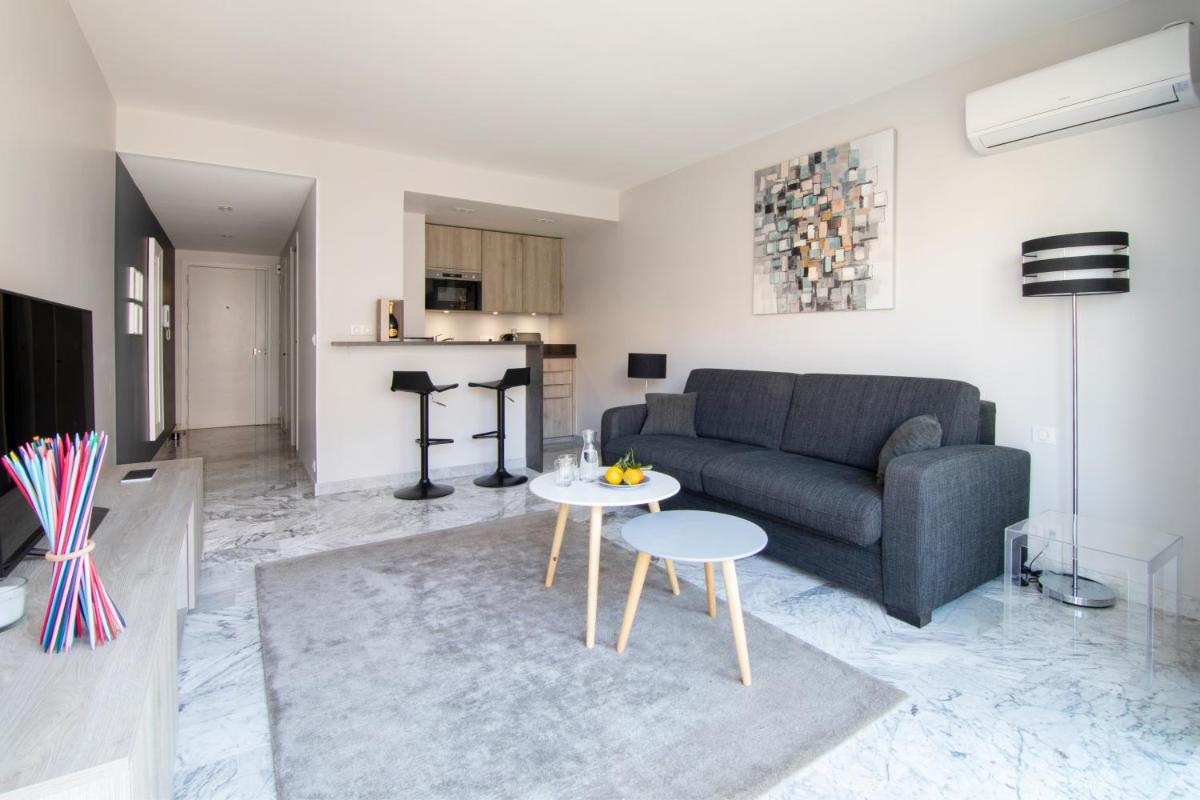 Near Croisette- 4 Star Studio -SeaView - Housity
