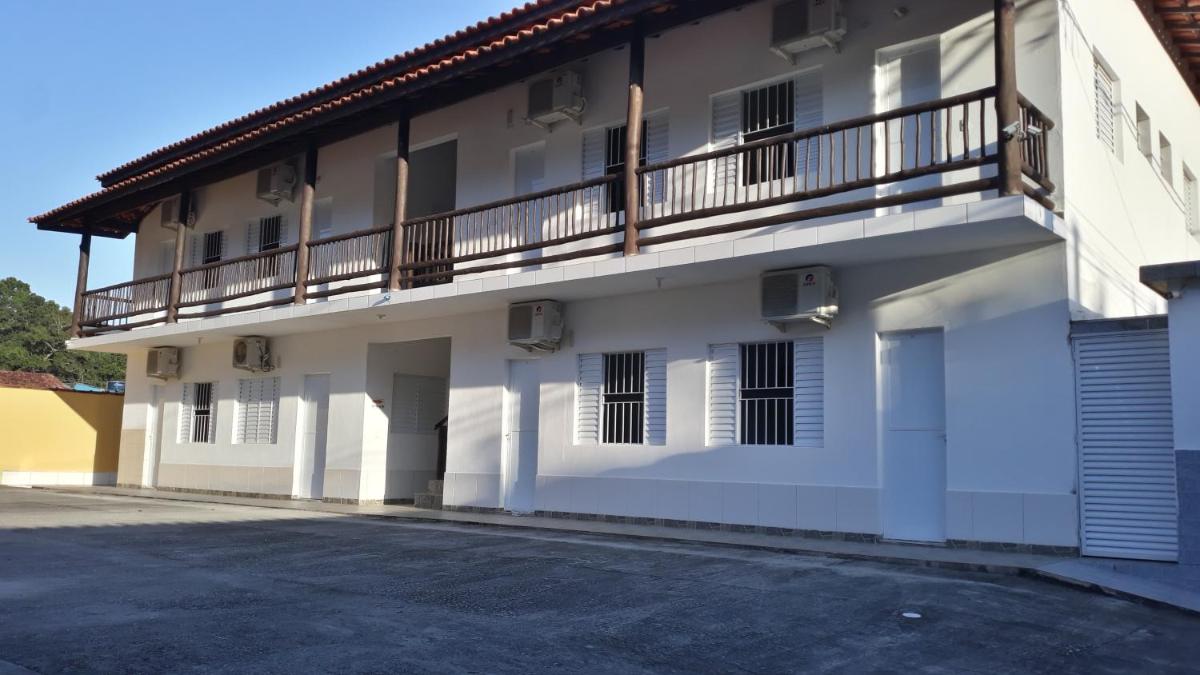Estúdio em maresias com ar condicionado e piscina - Housity