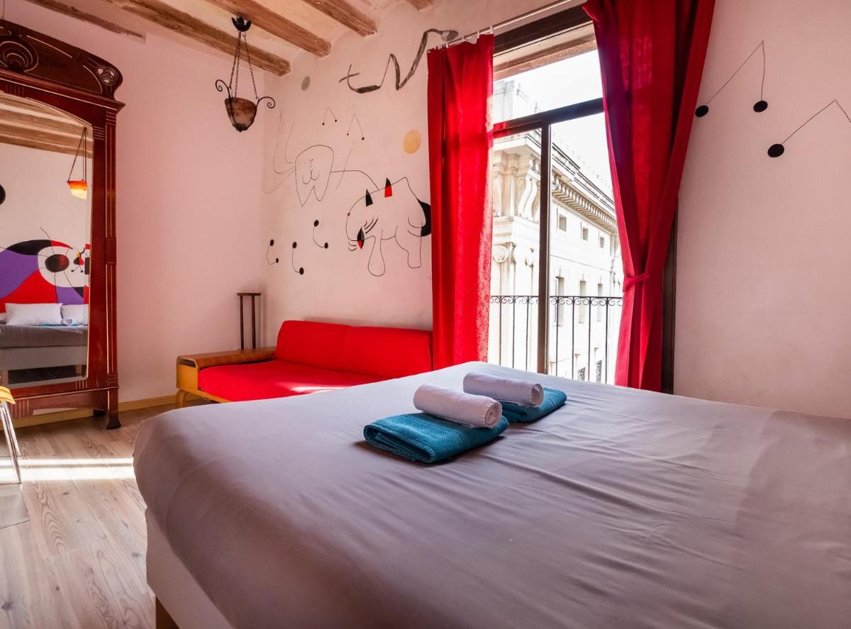 Apartamentos El Pintor - Housity