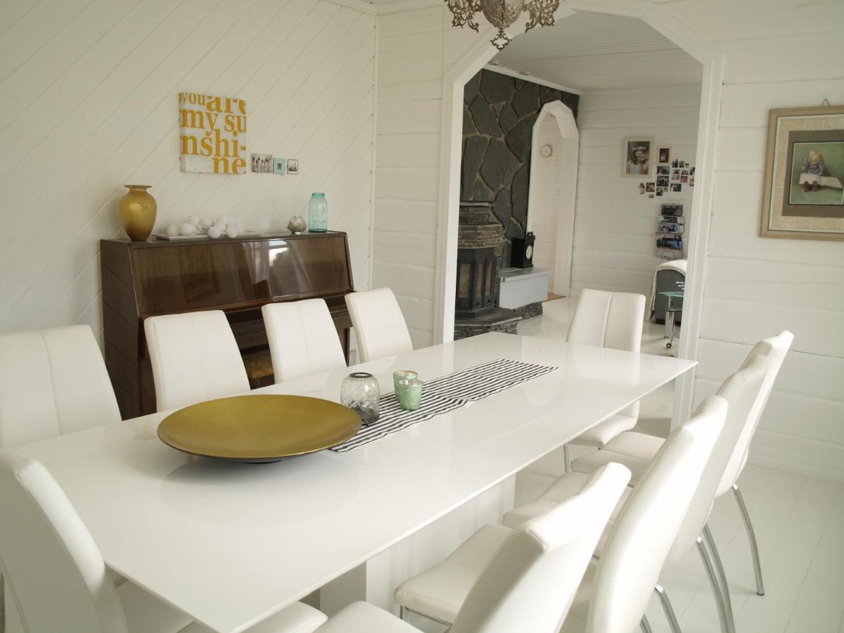 Byrkjeleite - modernized house with 5 bedrooms - Housity
