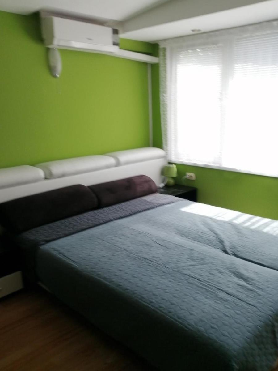 Suitetrails - Top Center Apartment and Rooms Varna