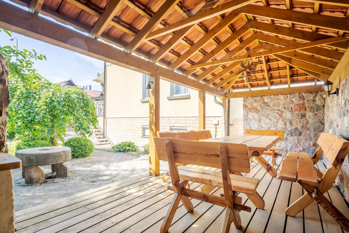Cozy private 4 bedroom house near seaside (700m) - Housity