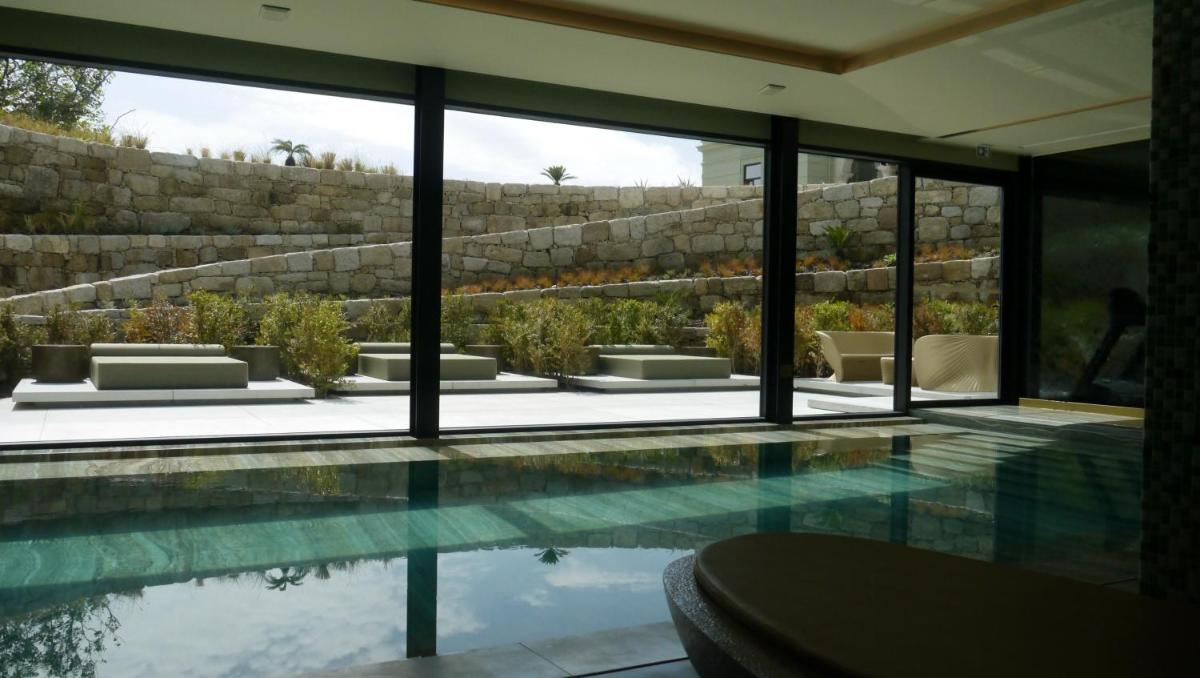 A piscina em ou perto de Vila Foz Hotel & SPA - member of Design Hotels