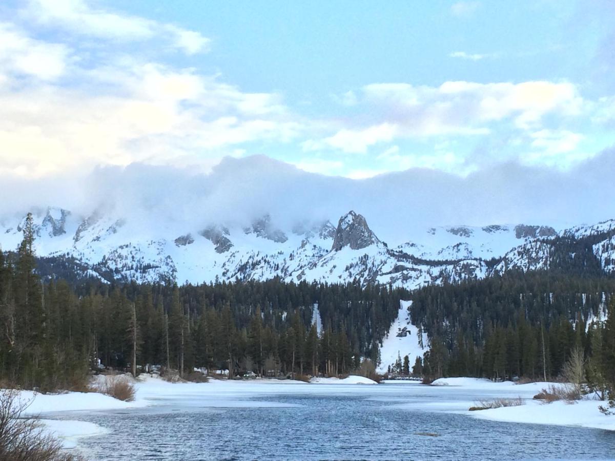 Mammoth Ski & Racquet Club #115 - Housity