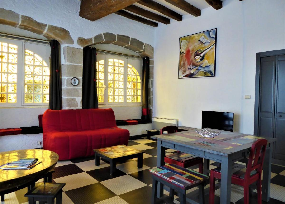 Appartement de charme coeur de ville Le Croisic - Hizvo
