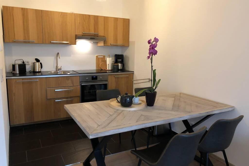 Suitetrails - Dock 2 apartment