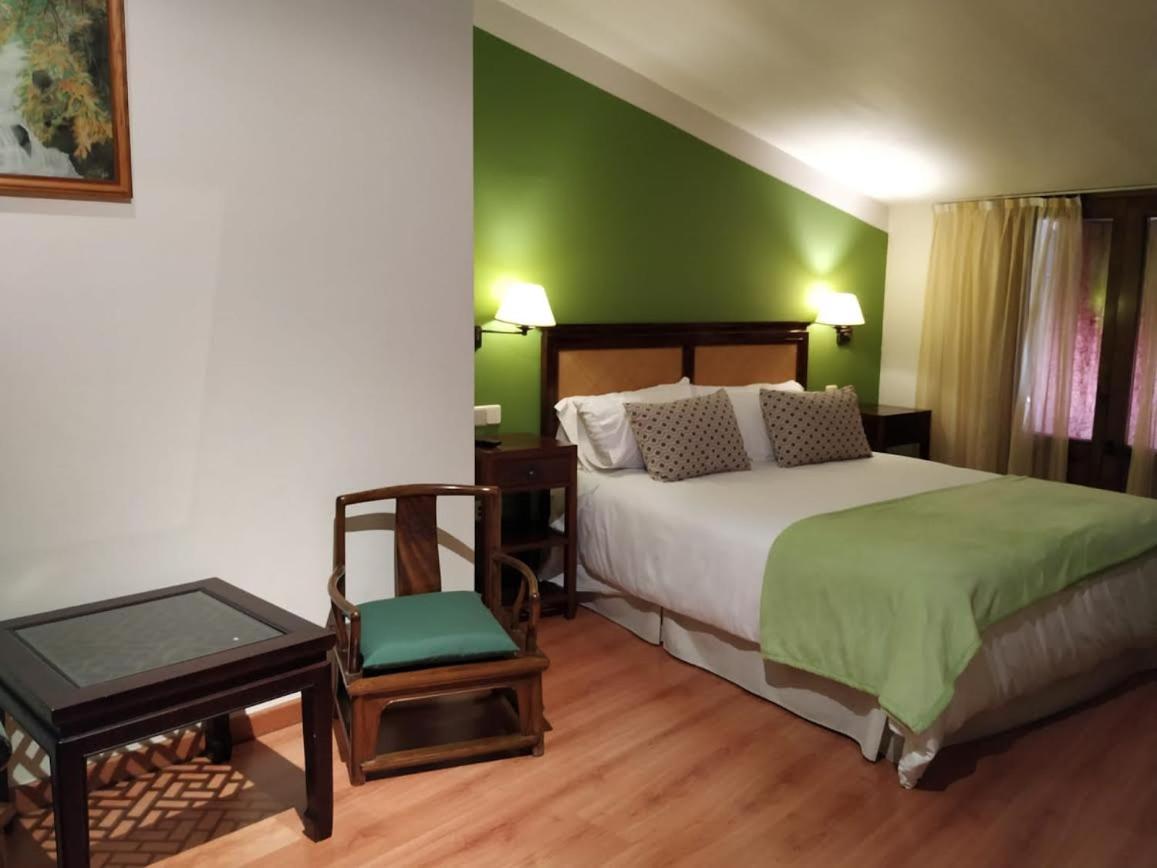 Hotel Palaterna - Housity