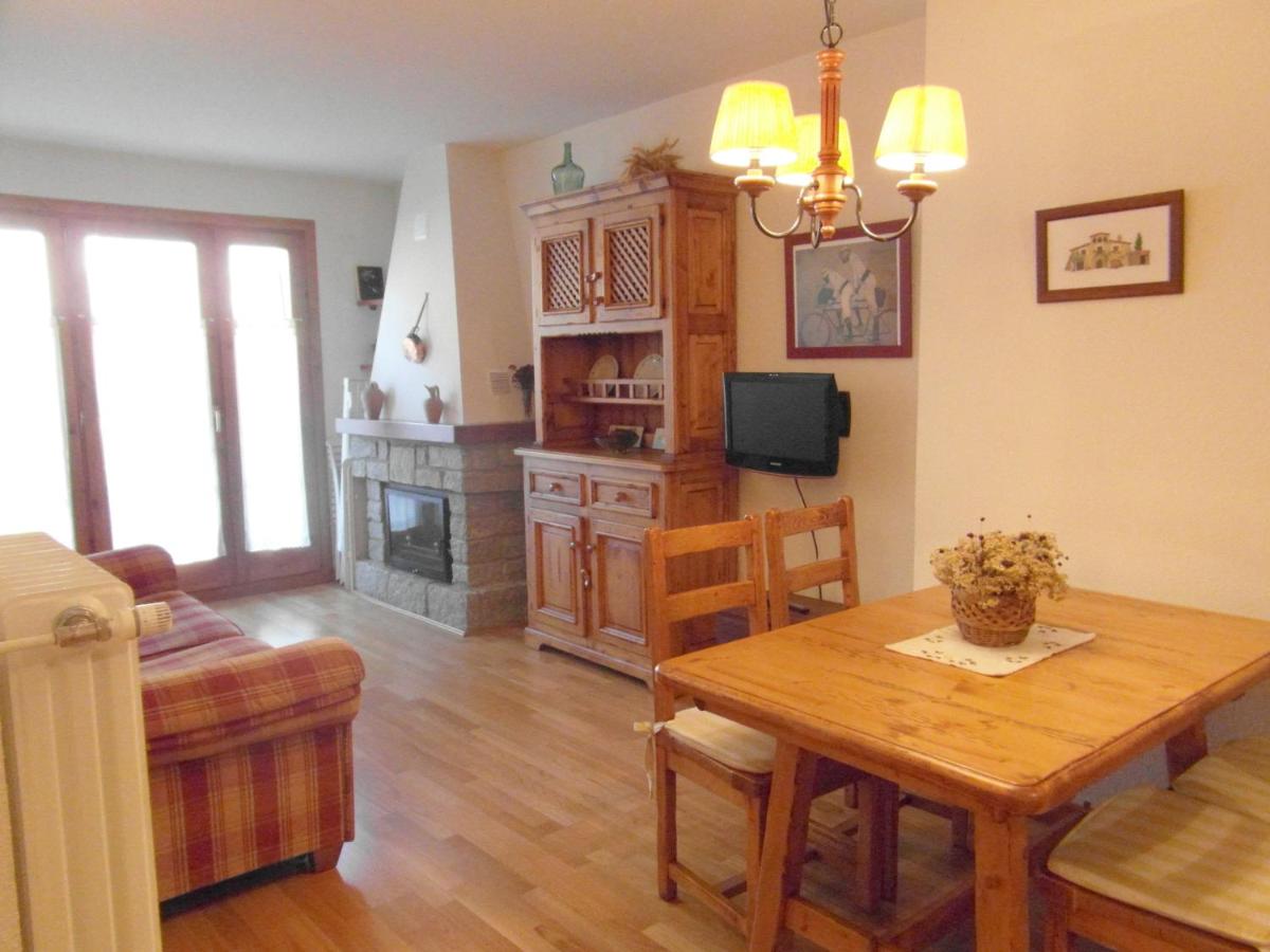 B25 - La Granja, Bajo con jardín - Villmor - Housity