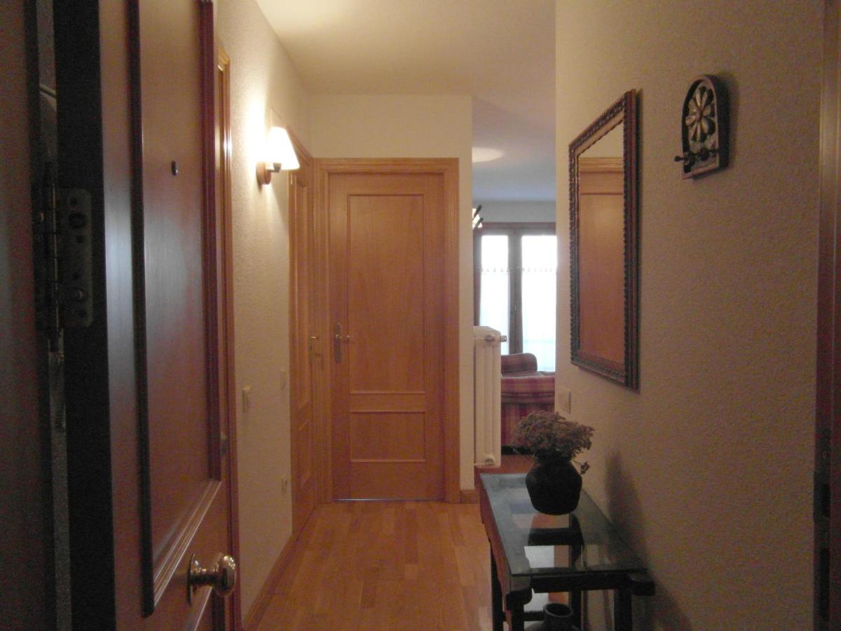 B25 - La Granja, Bajo con jardín - Villmor - Housity