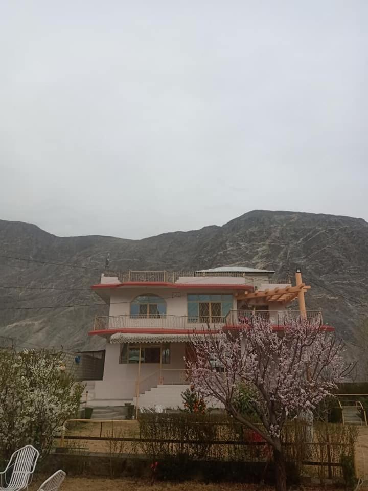 Heaven Lodge Gilgit - Housity
