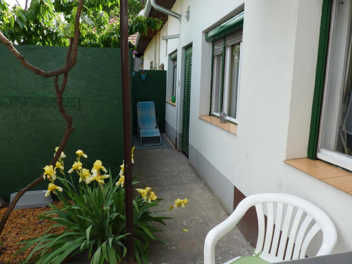 Zizi Apartman - Housity