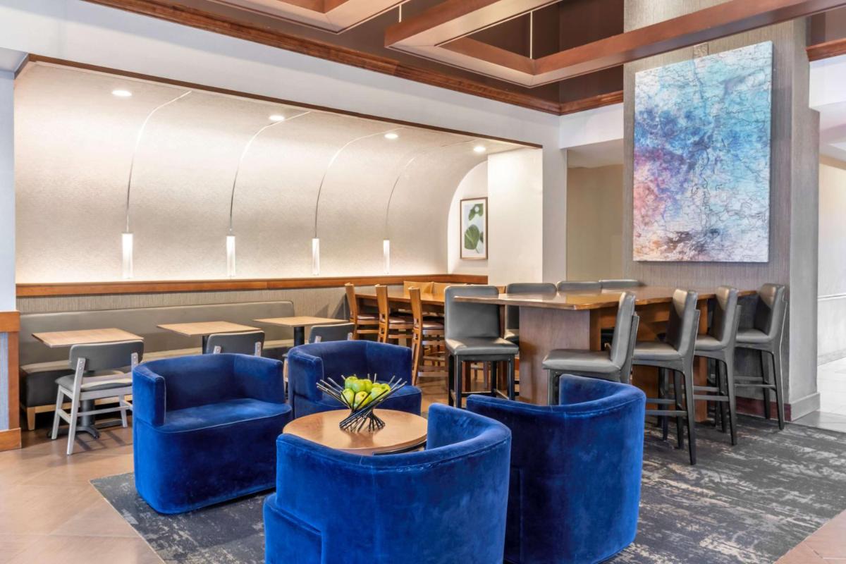 Hyatt Place Richmond Arboretum - Housity