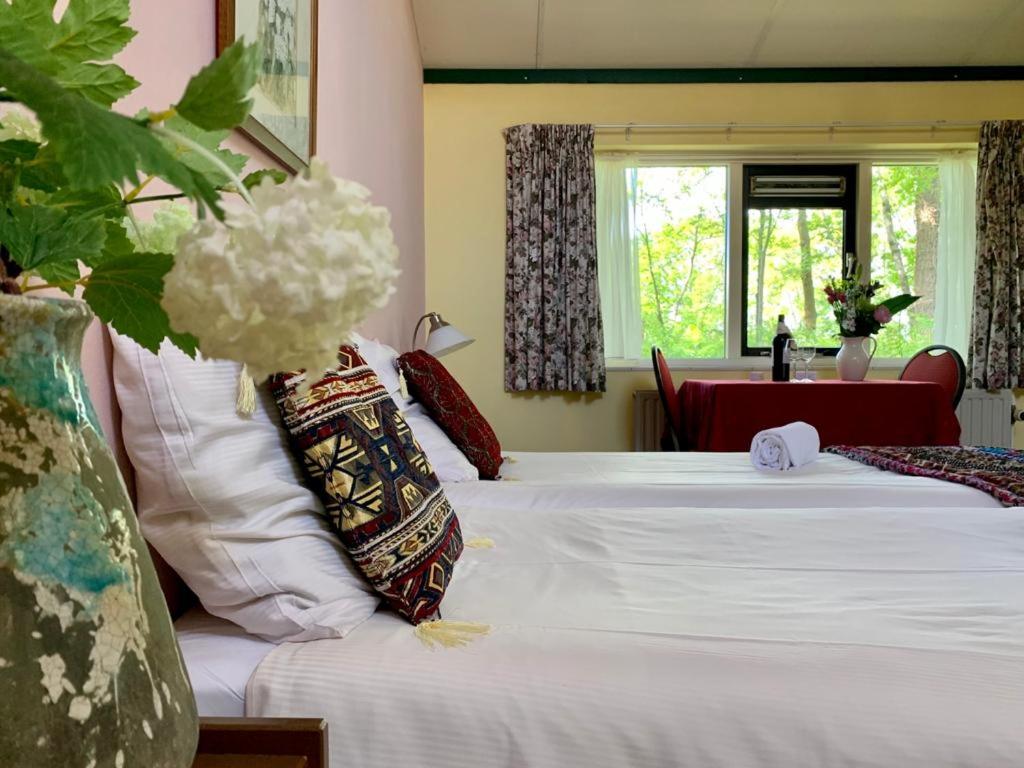 Hotel & Restaurant 'T Holt - Housity