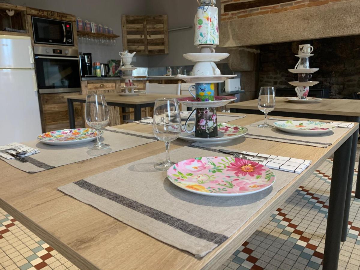Chambres d'hôtes Logis Charrier Le Petit Bignon - Housity