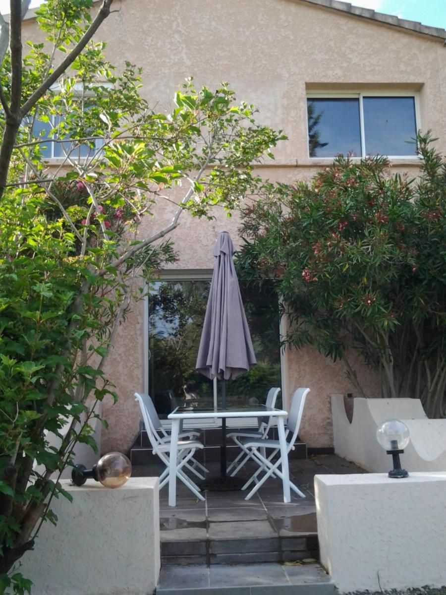 Villa de charme avec piscine - Housity