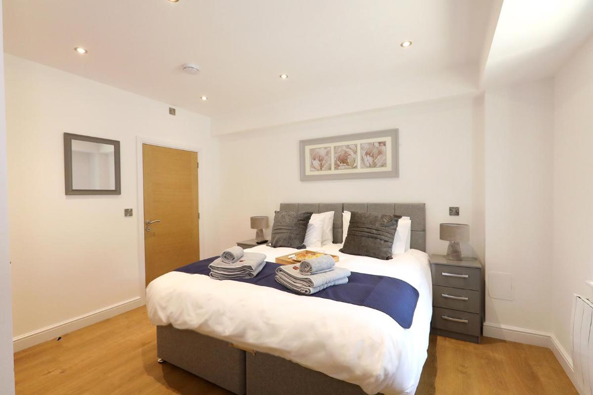 The Admiral's Apartment - Housity