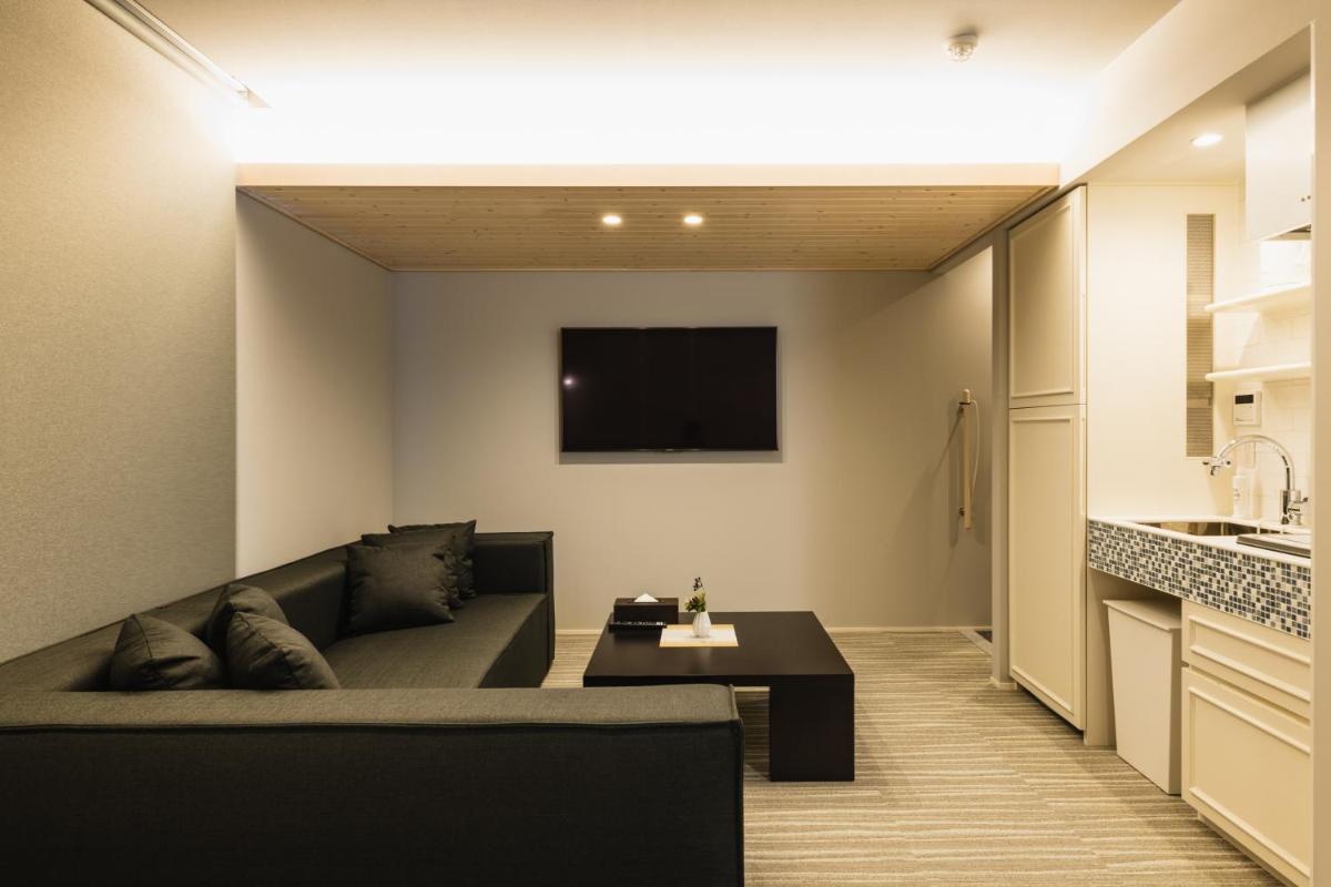 GRAND BASE Yakuin Odori - Housity