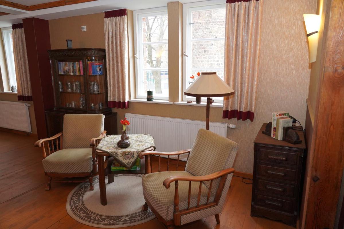 Pension Mitteltorturm - Housity