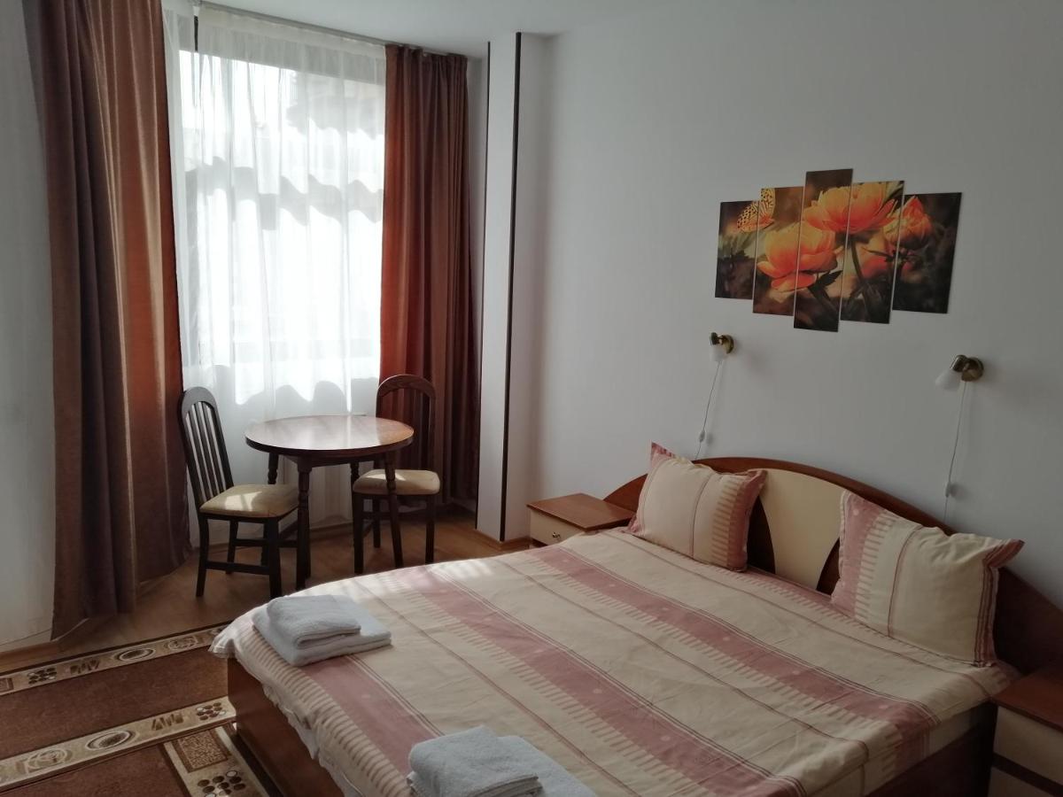 Studio in Flora Aparthotel - Housity