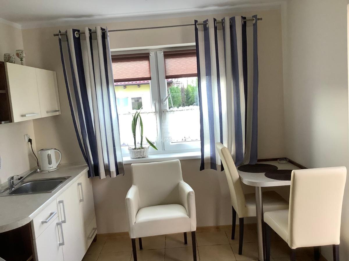 Amberia Kajki - Housity