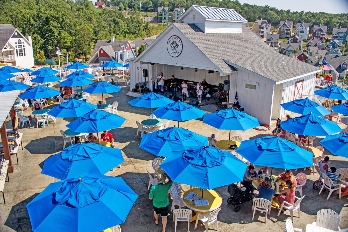 Stormy Point Village by Capital Vacations - Housity