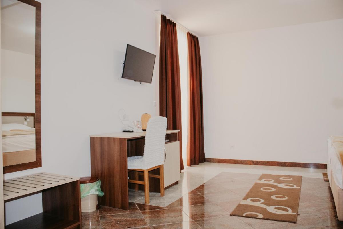 Hotel Villa Matic - Housity