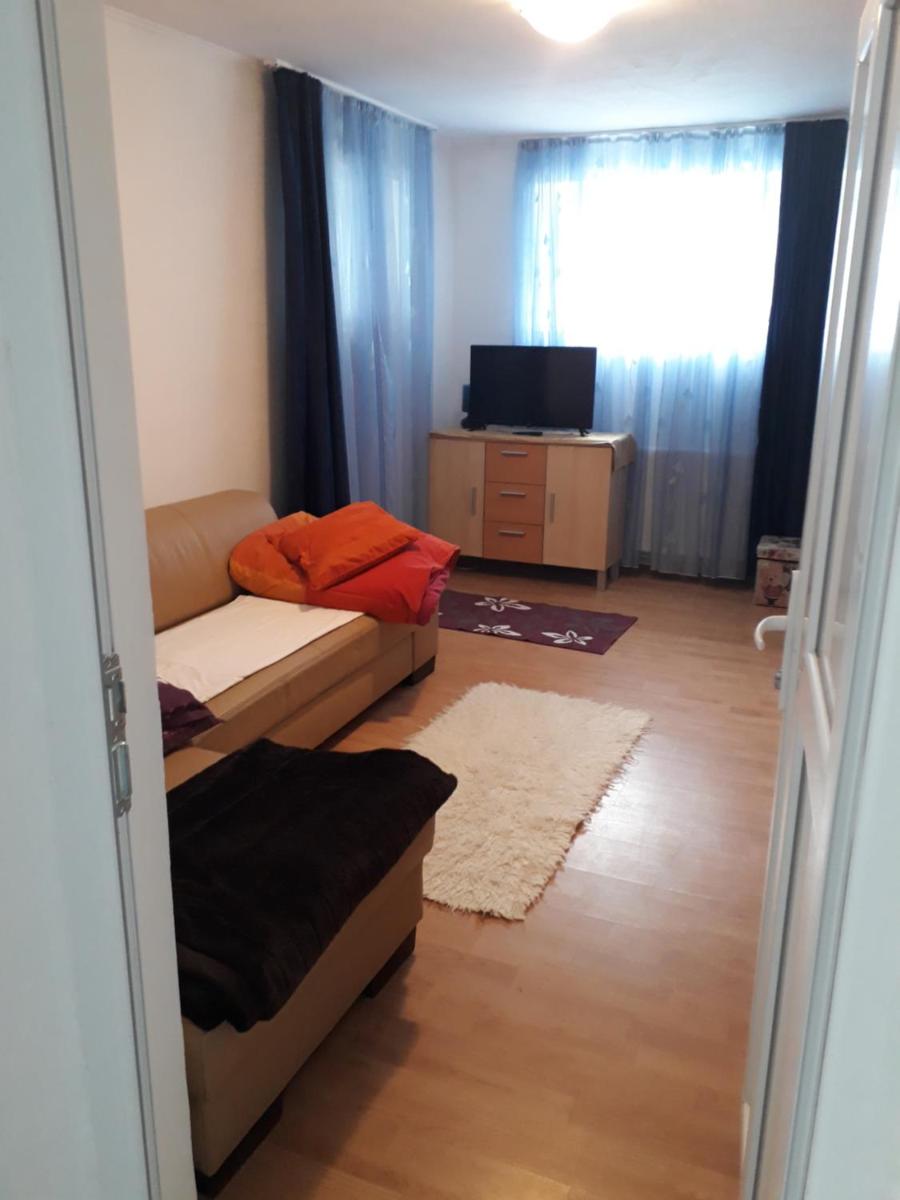 Casa Ade - Housity