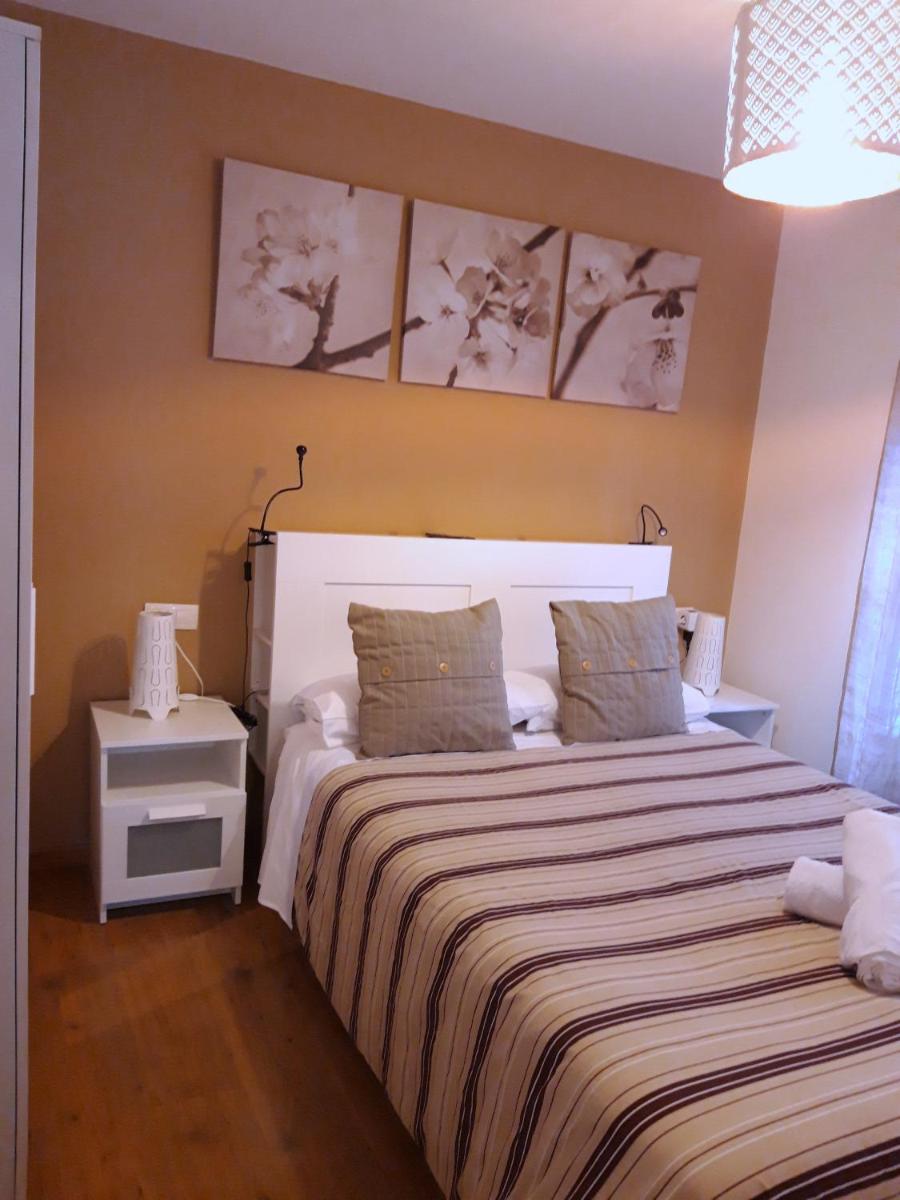 Las Novias 4 - Housity