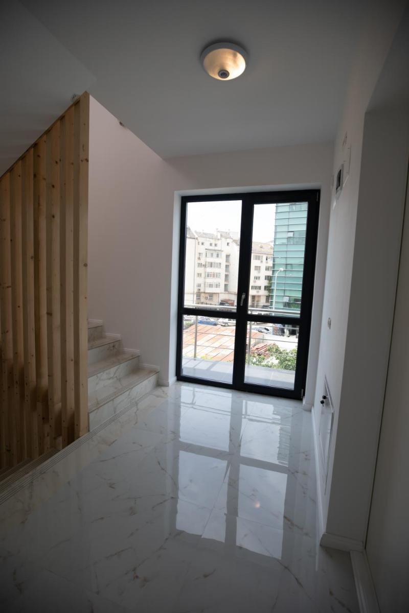 Urban 7 Residence - Housity