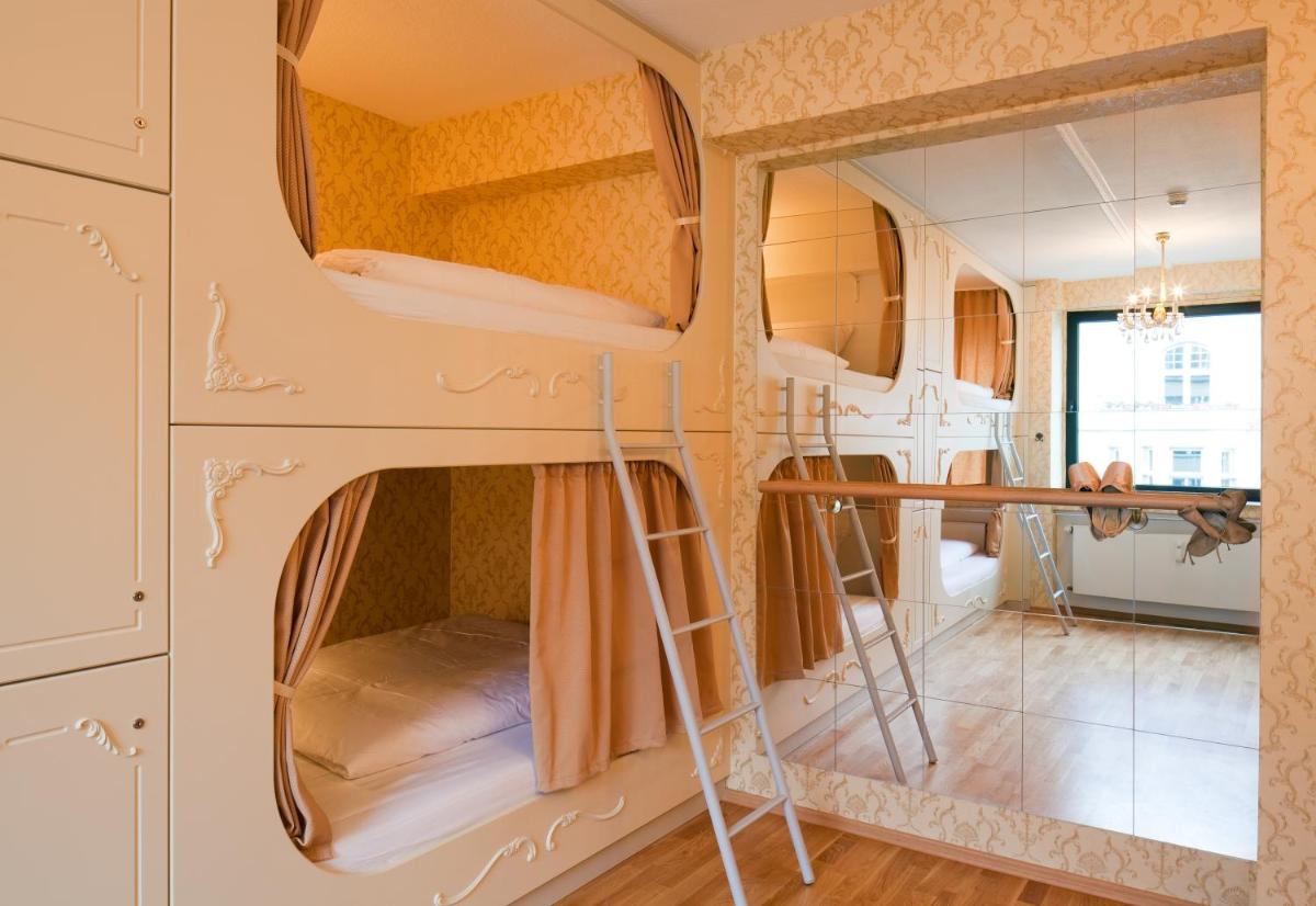 Hostel die Wohngemeinschaft - Housity