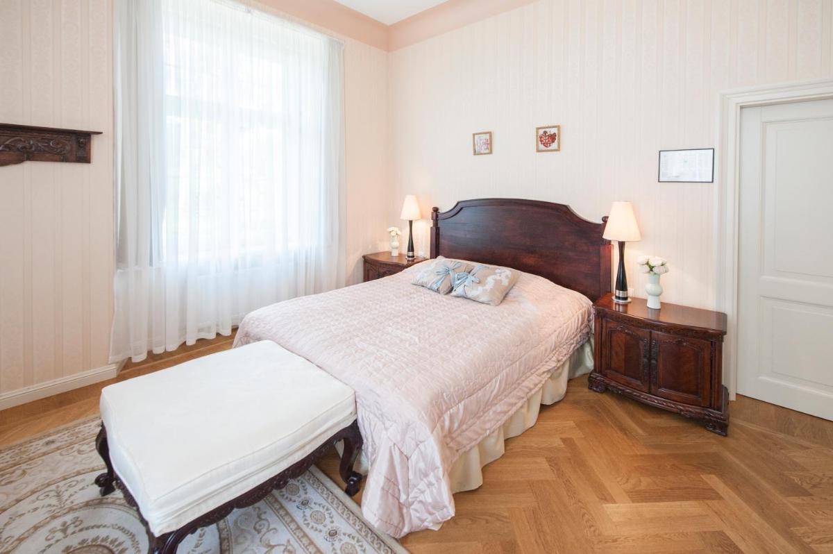 Malpils Manor - Housity