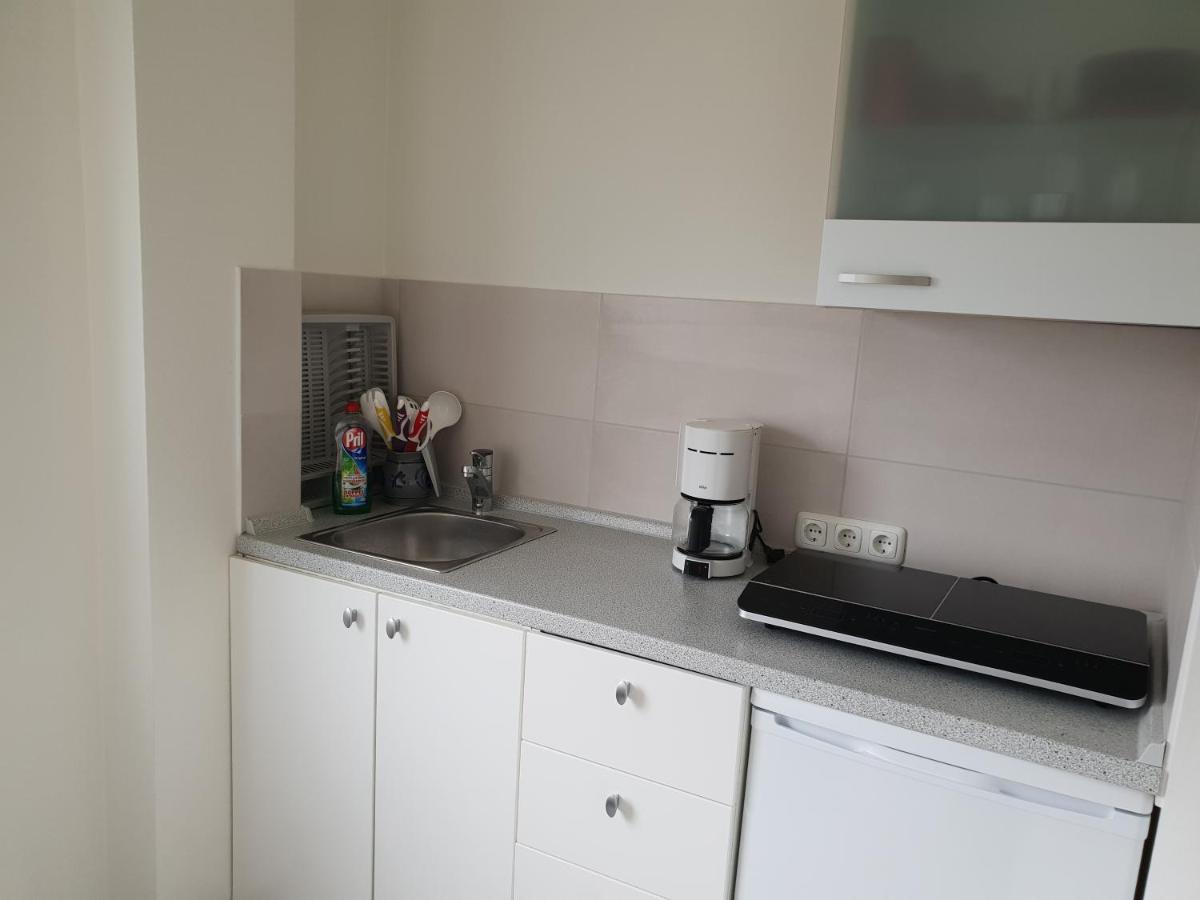 MESSE CGN-DUS Studio-Wohnung für 2-4; Zumietung bis 8 Personen möglich - Housity