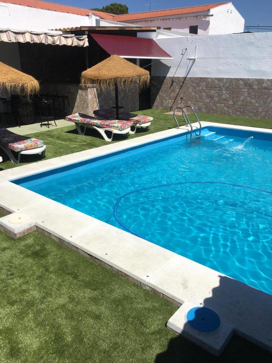 Comfortable villa with private pool in Mesas de Guadalora - Housity