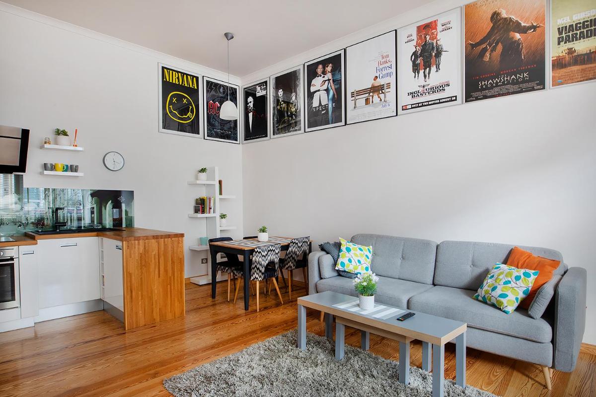 Movie Apartment Jeżyce - Housity
