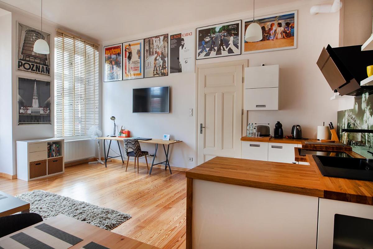 Movie Apartment Jeżyce - Housity